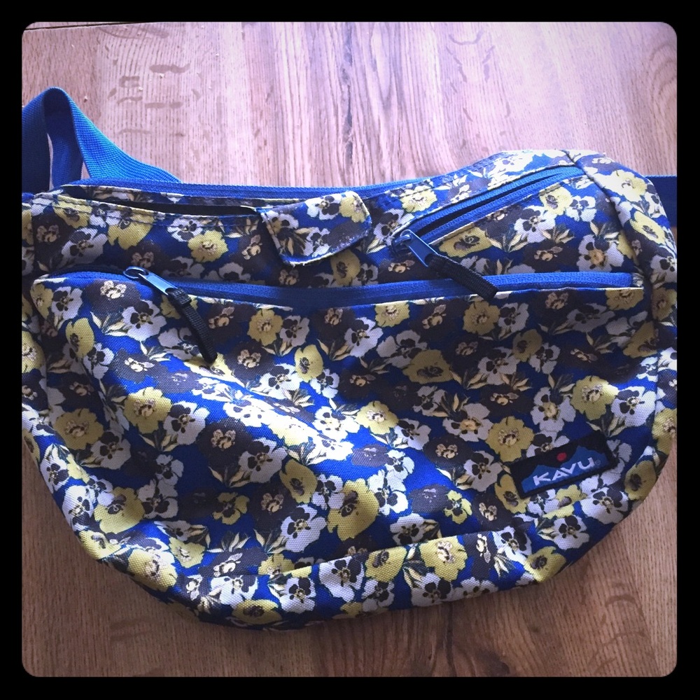 Kavu Messenger Crossbody Bag